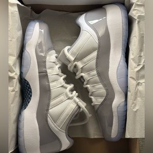 Air Jordan 11